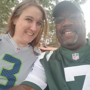 Meet your Posher, Philip